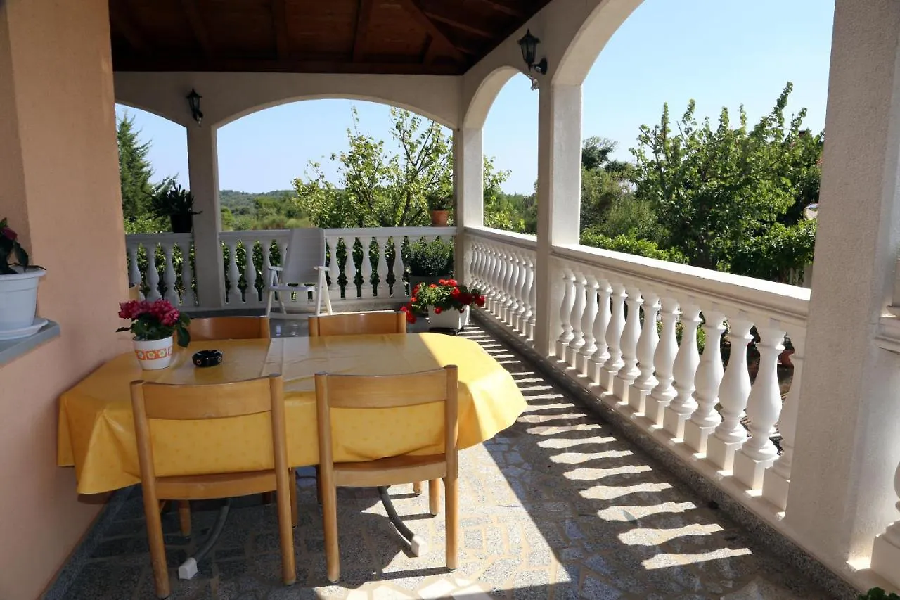 Vera Rooms Medulin 0*,  Croatia